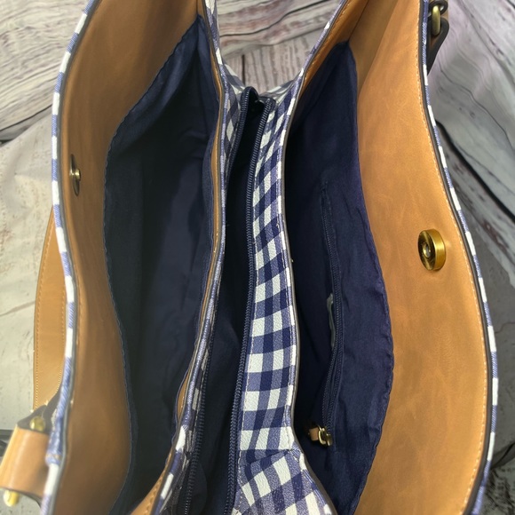 St. John’s Bay Large Tote Purse - Picture 7 of 8